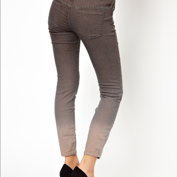 Free People Denim - Free People Grey Ombré Denim Cropped Skinny Jeans